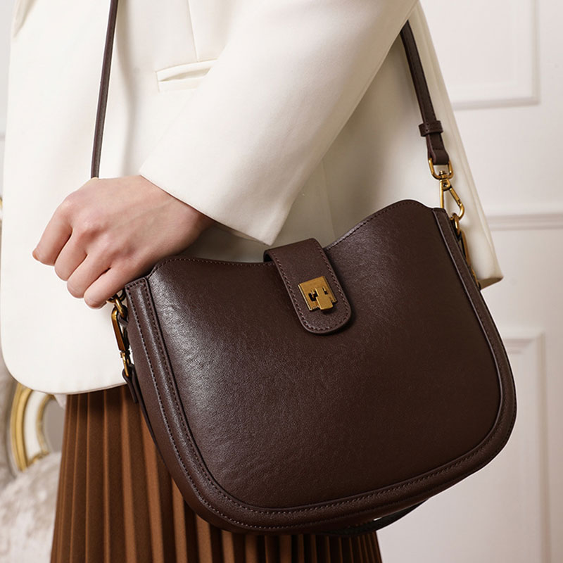 New Cowhide Women‘s Shoulder B - Interior Design News avaliação e preço