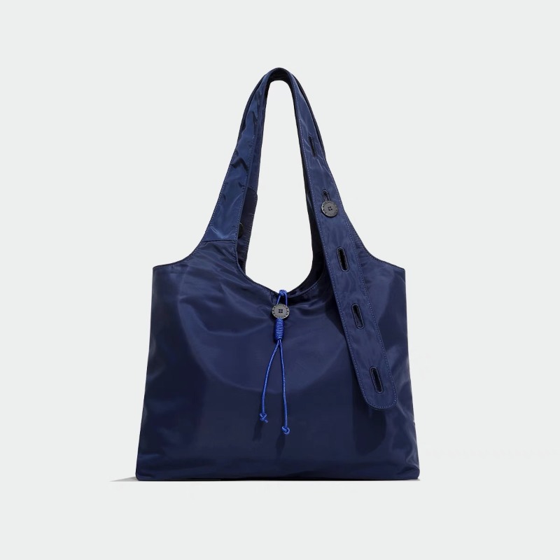 Versatile Nylon Crossbody Bags - Interior Design Class avaliação e preço