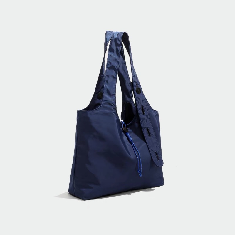 Versatile Nylon Crossbody Bags - Interior Design Class avaliação e preço