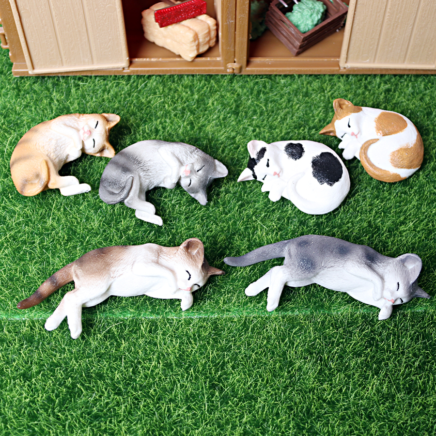 Realistic Cute Kitty Lazy Past - Interior Design House avaliação e preço